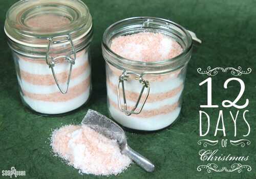 These Minty Layered Bath Salts make great gifts, and are quick and easy to make.
