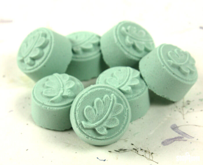 Aloe Bubble Bath Bomb DIY
