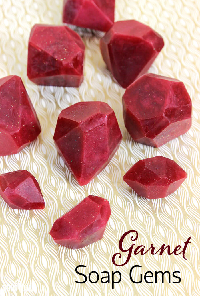 These Garnet Soap Gems are made with melt and pour soap and plenty of glitter. They make great holiday gifts, and are extremely easy to make!