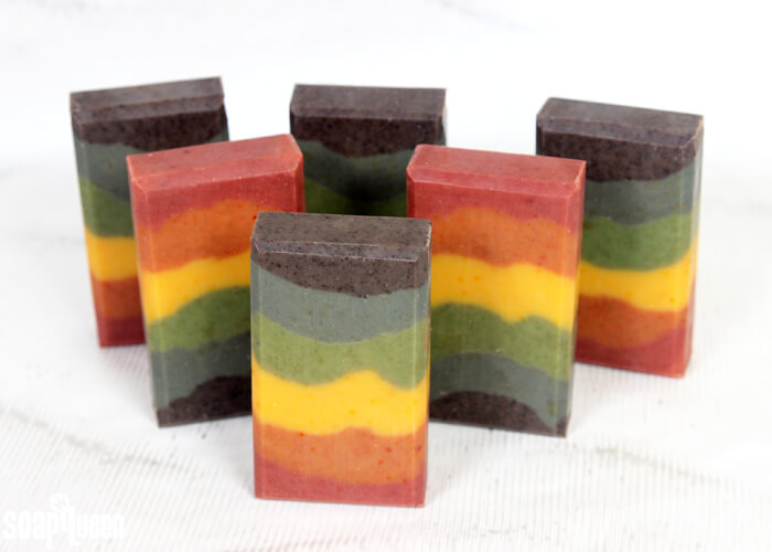 Learn how to create rainbow soap using only natural colorants, such as spirulina powder, indigo and madder root powder.