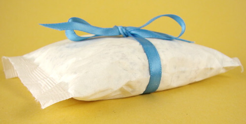 Goatsmilk Bath Tea This bath tea is made with luxurious goat milk, salts and cocoa butter.