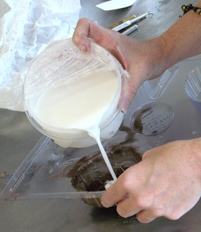 Making clamshell soap Clamshell12