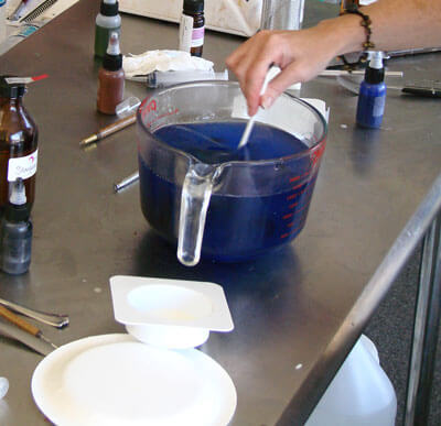 Making crescent moon soap CMoon8