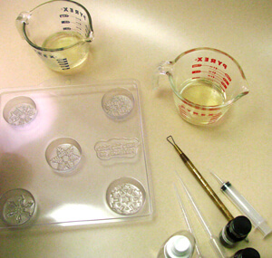 Making snowflake soaps snowsoap1