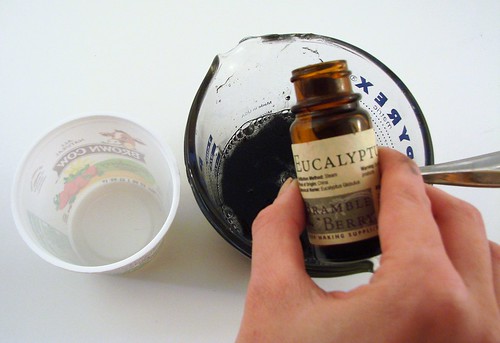 Making natural melt and pour soaps