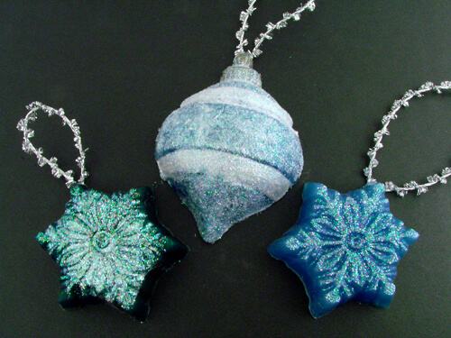 Making ornament soap Ornament3