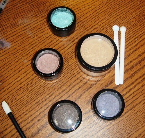 Finished mineral makeup and eyeshadow