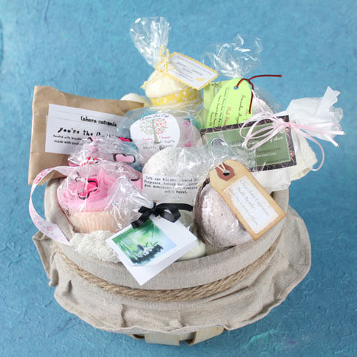 Bramble Berry bath bomb swap!