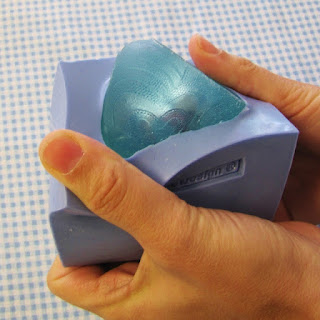 Using Silicone molds with Melt and Pour soap