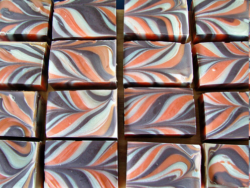 Linear swirl from Kat at Otion.