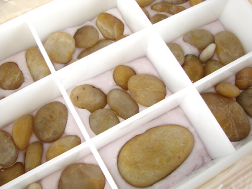 Molding rocks for soap