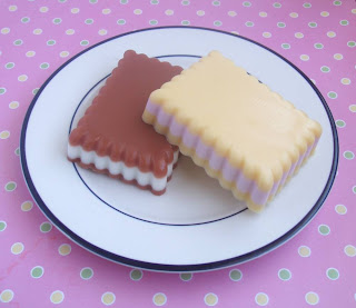 Scalloped rectangle soaps